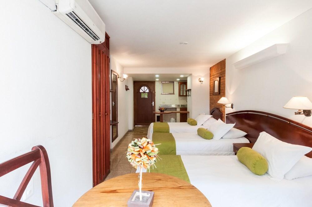 Hotel Cabo De La Vela Medellín Kültér fotó